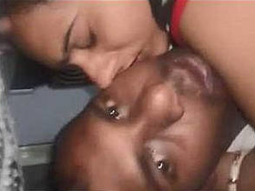 Pihu and his boss indulge in steamy office romance