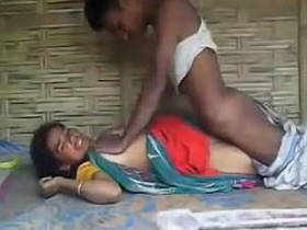 Desi bhabi gets pounded hard in village sex video
