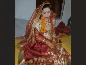 Indian beauty conducts video call with explicit display