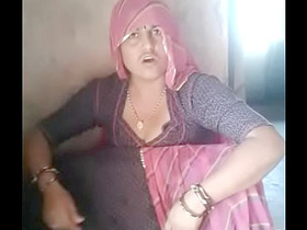 Amusing Rajasthani villager's wife