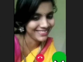 Stunning Indian babe indulges in solo action on VideoCall