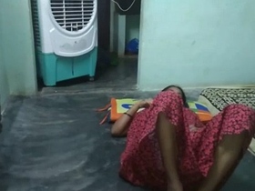 Salma the bhabhi's sensual floor play