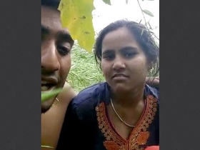 Village lover's oral and intercourse videos from a South Asian community