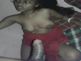 Indian girlfriend Payal has intense sex with her partner