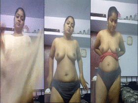 Watch a hot Indian girl strip down for money in HD video