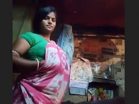 Boudi from the village displays her large breasts