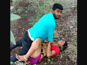 Desi Randi enjoys outdoor sex in public