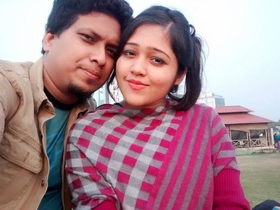 Desi wife Kiran enjoys sex with her husband's friend in video