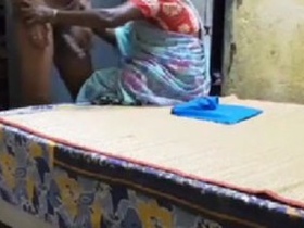 Indian maid gives a handjob and gets a facial