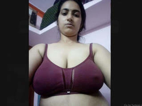 Telugu girl gives a new blowjob in MMS