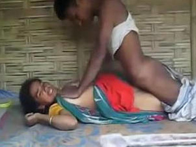 A village bhabi from India gets vigorously penetrated