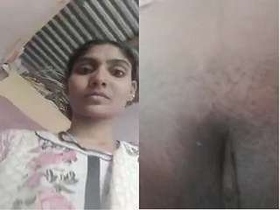 Country girl flaunts her private parts