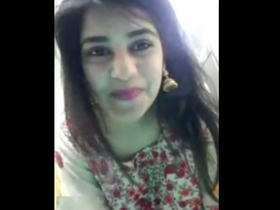 Watch a Desi bhabi flaunt her ample bosom in this steamy video