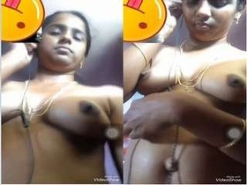 Maya, the famous Tamil bhabhi, flaunts her body in a video call