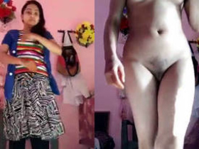Indian beauty reveals secrets in self-recorded solo session