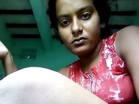 Watch a hot Indian babe get her tight asshole stretched in this steamy video