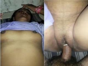 Horny hillbilly bhabhi enjoys anal sex with her lover