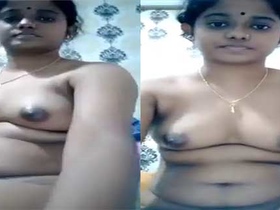 Tamil girl takes nude selfies and sends them as MMS