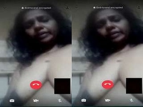 Mallu bhabhi flaunts her big boobs in a steamy video