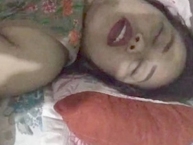 Nepali hottie gets naughty in HD
