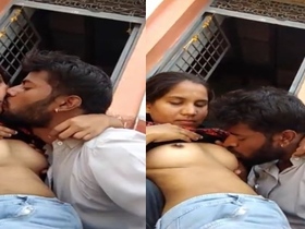 Country girl from Kannada enjoys outdoor breast suckling