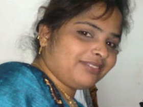 A sultry middle-aged woman from the South gives her boyfriend a sensual blowjob