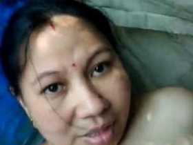 Desi wife gets fucked by her lover