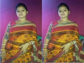 Boudi's boobs and blowjob skills in exclusive video