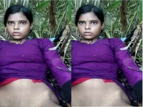 Exclusive video of a Desi girl with a hairy pussy breaking a lover's record
