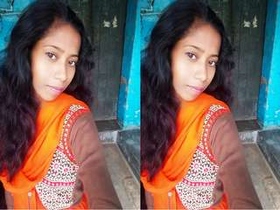 Indian girl with big boobs gets naughty on video call