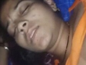 Desi girl pretends to be asleep while getting filmed by a pervert