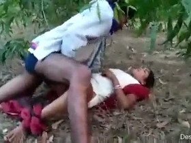 Chubby girl and her boyfriend enjoy nature in amateur outdoor video