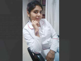 Desi babe leaks her sex tape on the internet