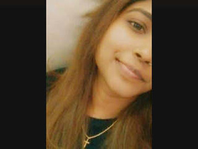 Sensual Tamil-speaking Malaysian girl in arousing video