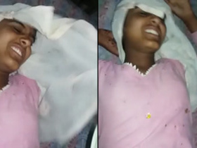 Indian bf captures his girlfriend's big butt on camera