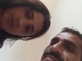 Desi sex tube video features Pakistani maid with cancer getting fucked