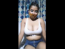 Indian Priyansu's sensual tango performance