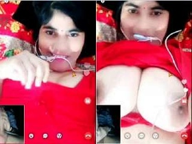 Punjabi girl flaunts her big boobs in exclusive video call