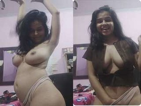 Amateur Indian girl Sanjana flaunts her big boobs in a video call