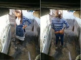 Hidden camera captures cute Indian girl having sex with her bf