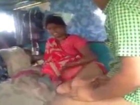 Tamil village sex scandal: Indian truck driver fucks aunty in sari