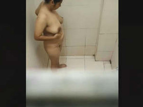 Secretly recorded video of Indian sister-in-law taking a bath