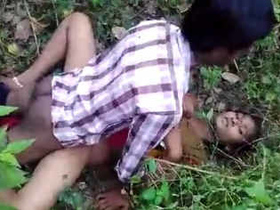 Telugu girls from Andhra fuck in the jungle with audio