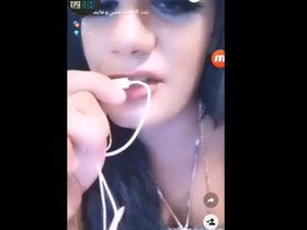 Sizzling exclusive Arab performance