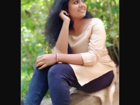 Watch Tamil girl Sruti in action
