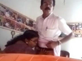 Indian wife gives a blowjob to her husband in a mallu video