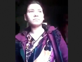 Pashtun girl reveals herself to her lover in Pashto