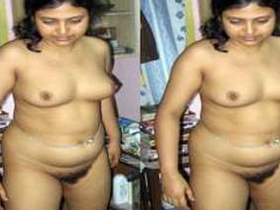 Desi woman enjoys showing off her body in solo video