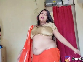 Indian aunts' erotic performance is visually stunning