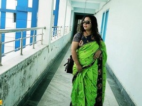 Indian bhabhi's one-night stand leads to steamy sex in Hindi